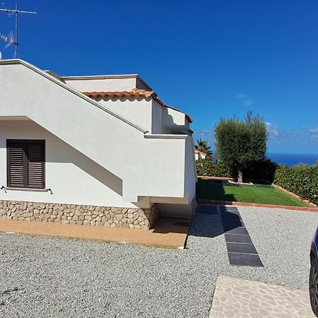 Villa Nove - Residence Dei Fiori 赞布隆内 外观 照片